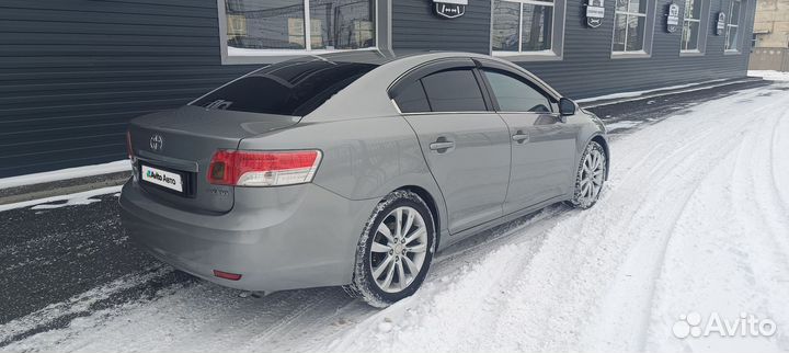 Toyota Avensis 1.8 МТ, 2009, 320 000 км