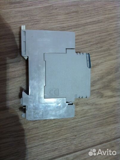 Разрядник Legrand 1-полюсный 15кА 230В 3940