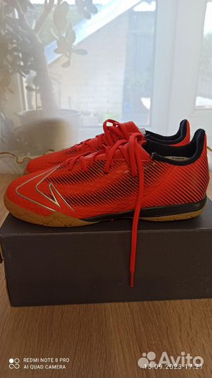 Бутсы для футбола на мальчика