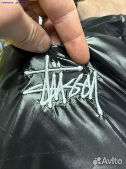 Глянцевый пуховик Stussy для уверенных