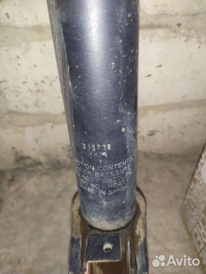 Стойки амортизатора задние на duster