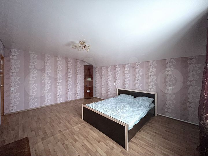 Дом 145 м² на участке 14,3 сот.