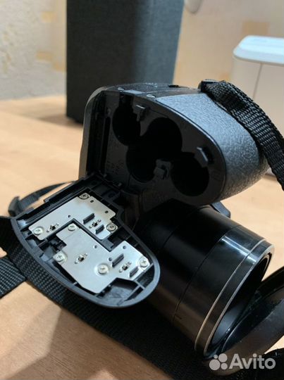 Цифровой фотоаппарат FujiFilm FinePix S2500HD