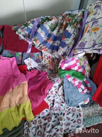 Огромный пакет одежды на девочку с 2 лет до 5 лет