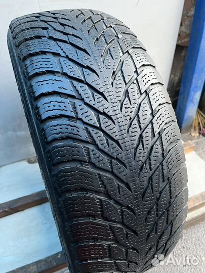 Nokian Tyres Hakkapeliitta R3 SUV 225/60 R17