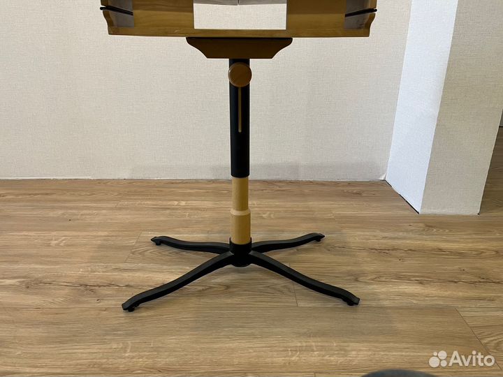 Столик для ноутбука IKEA