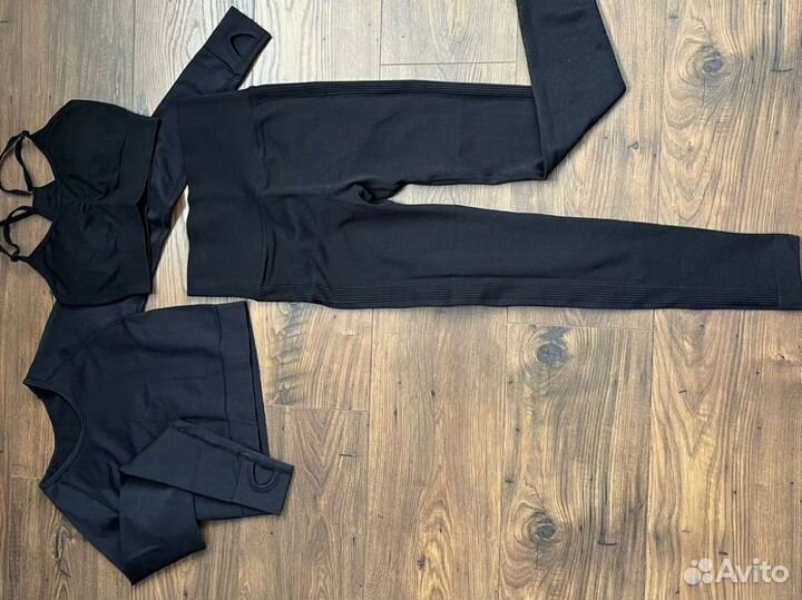 Спортивные вещи женские rebook Nike 42-44