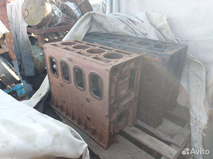 Блок цилиндров двигателя яаз-204, яаз-206 в сборе