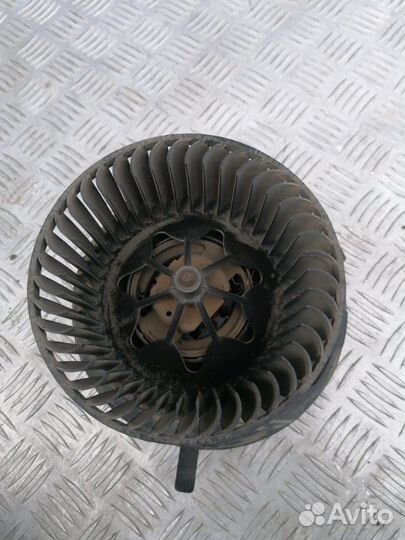 Мотор печки Audi A3 8PA 1.4 caxc 2010