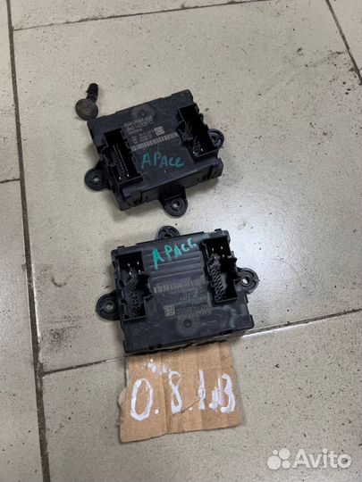 Блок комфорта jaguar I-pace x590