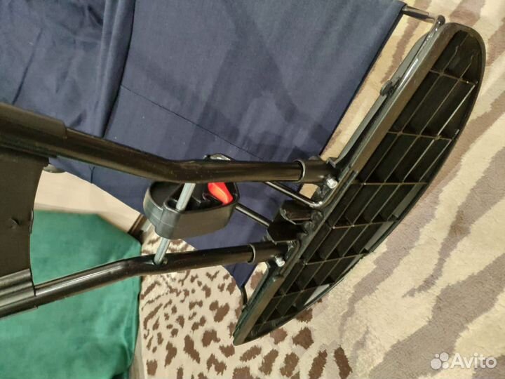 Шезлонг детский для новорождённых