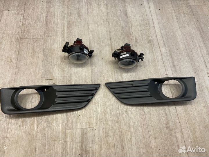 Фара противотуманная Ford Focus CB4 1.6L