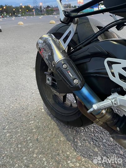 BMW S1000RR выхлоп Akrapovic slip-on
