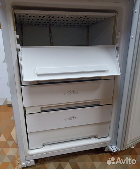 Морозилка Бирюса 14ек-1