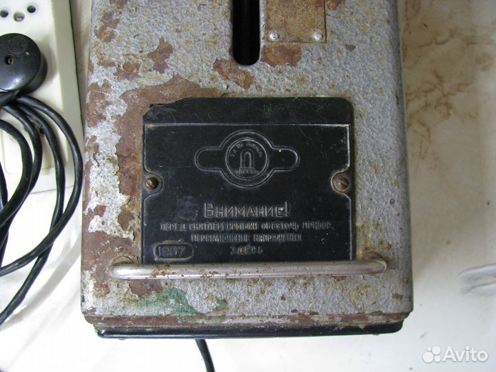 Автотрансформаторный регулятор напряжения арн-500