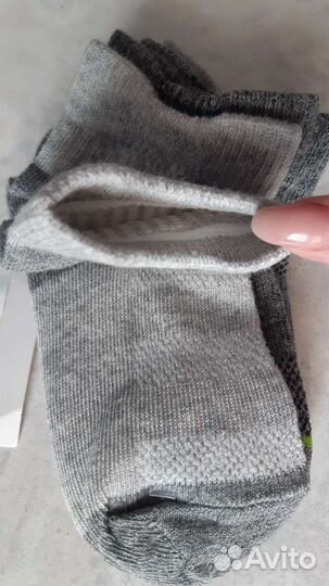 За все: новые носочки на малыша