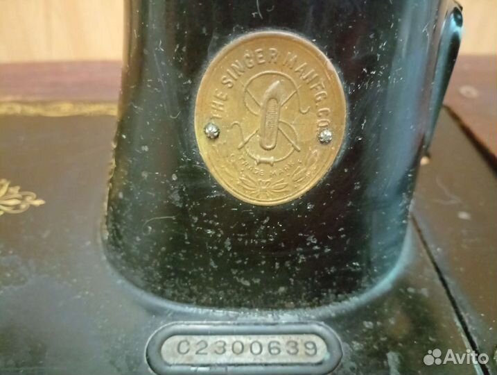 Швейная машина Singer