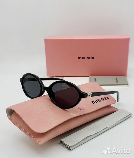 Солнцезащитные очки miu miu