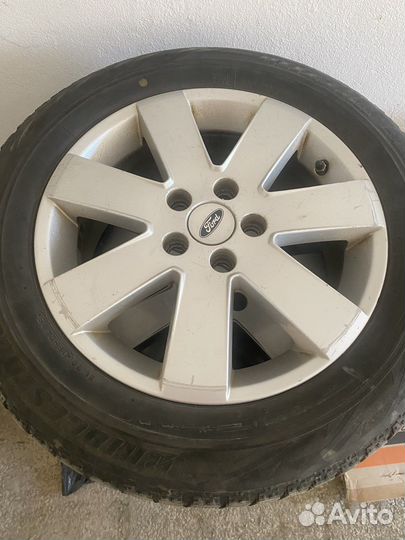 Bridgestone Blizzak Revo1 205/55 R16