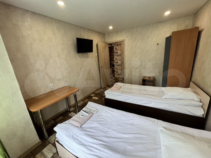 Комната 15 м² в 4-к., 2/5 эт.