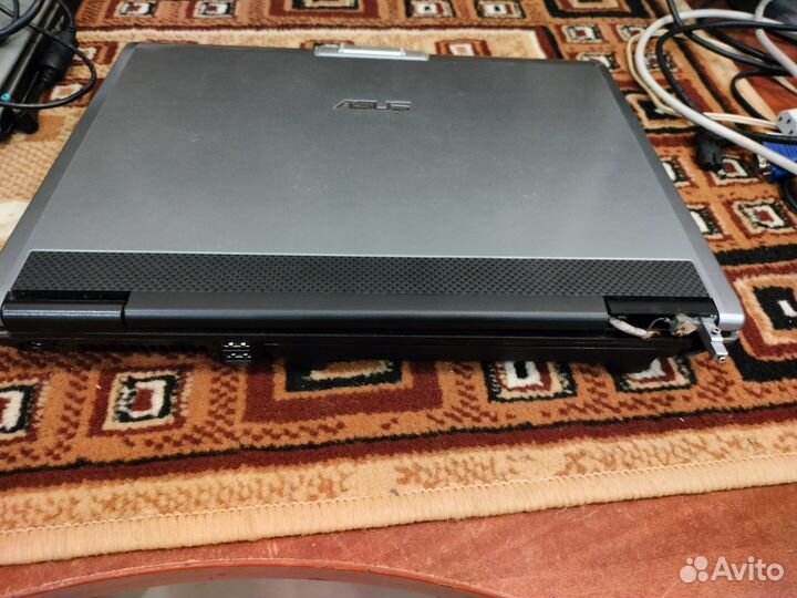 Ноутбук Asus f3s