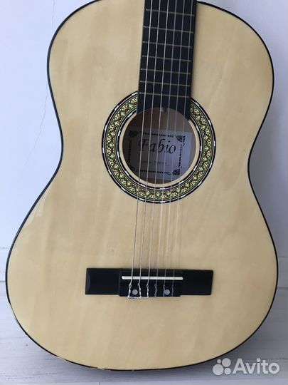 Продам гитару Fabio fb3610n 3/4