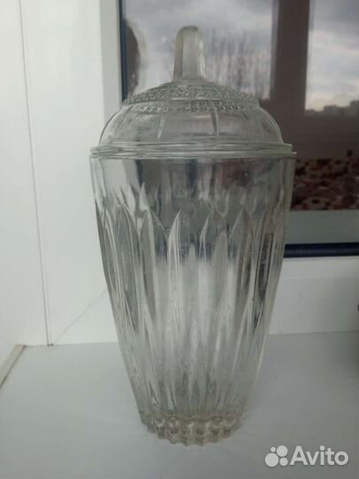 Стеклянная ёмкость