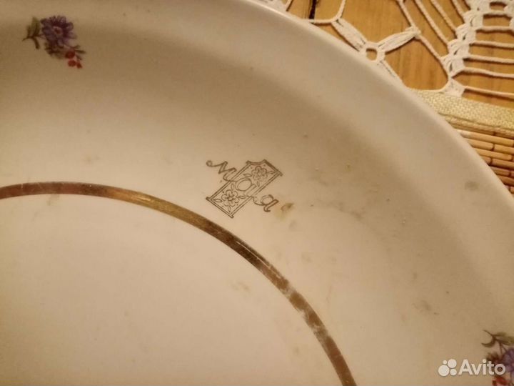 Большая фарфоровая тарелка 35, 5 см завода Чайка