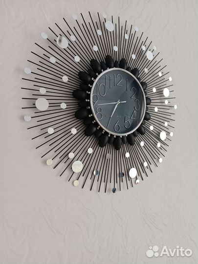 Зеркало солнце. Часы