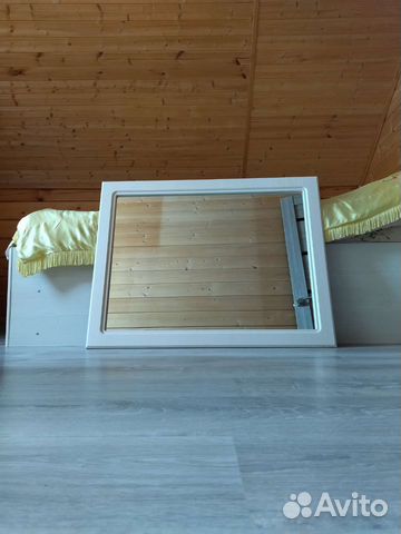 Зеркало настенное. 90см на 70 см