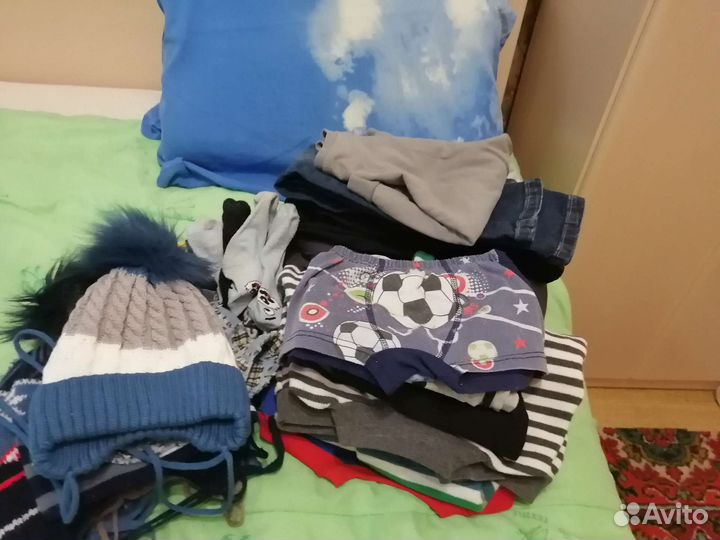 Большой пакет детских вещей