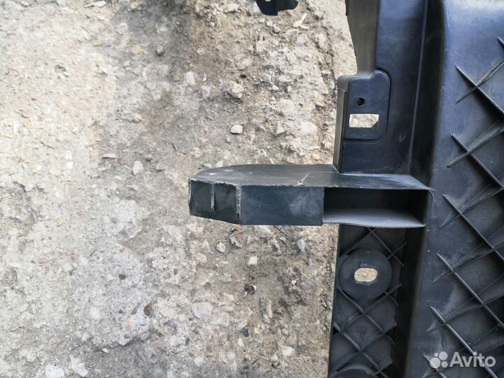 Панель передкa Ford Fusion (02-12)