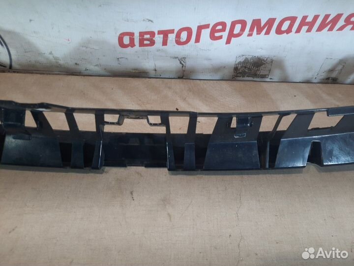 Направляющая бампера задняя Bmw 116 F20 N13B16