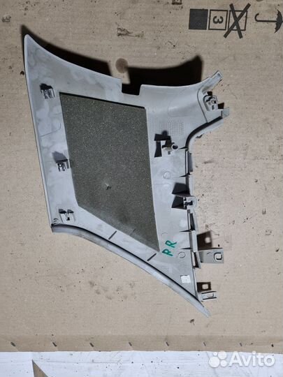 Накладка стойки задней правой, Peugeot 307