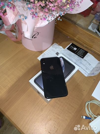 iPhone Xr, 128 ГБ