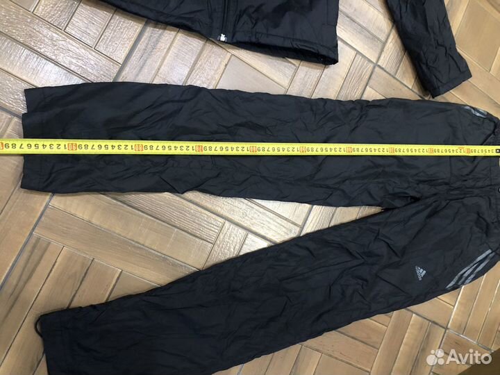 Костюм спортивный