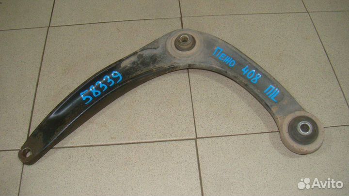 Рычаг передний левый Peugeot 408