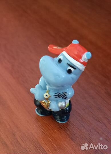 Игрушки из киндера бегемотик