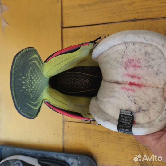 Хоккейные коньки bauer vapor