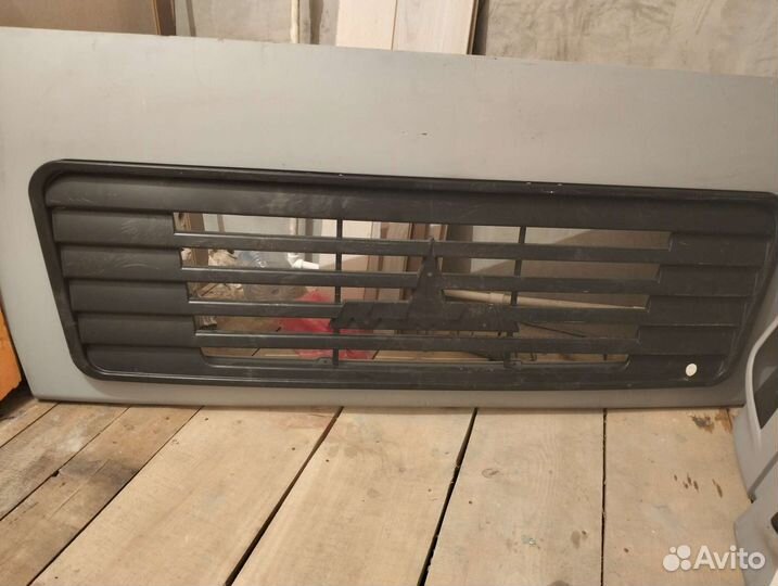 Продам панель облицовки на Маз 6430,6431