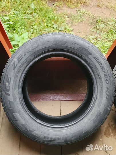Pirelli Ice Zero 225/60 R17