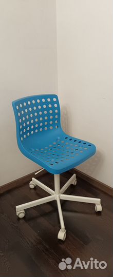 Стул Sporren IKEA на колесиках (Skalberg)