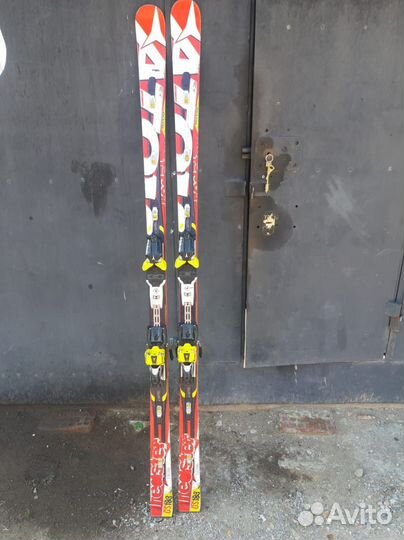 Горные лыжи atomic