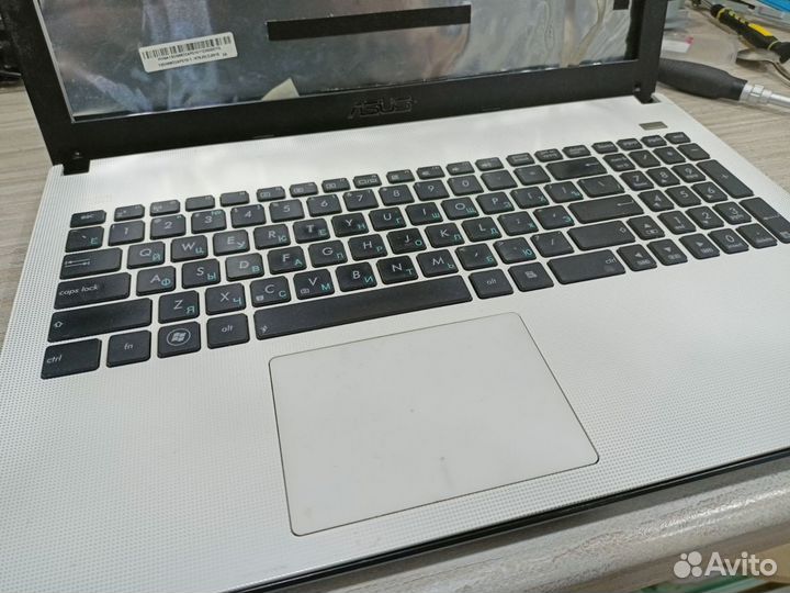 Ноутбук Asus x501u на запчасти