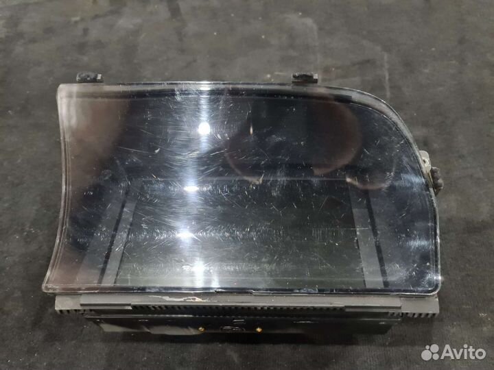 Центральный дисплей Mercedes W221