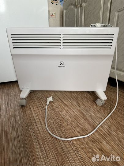 Обогреватель конвектор electrolux