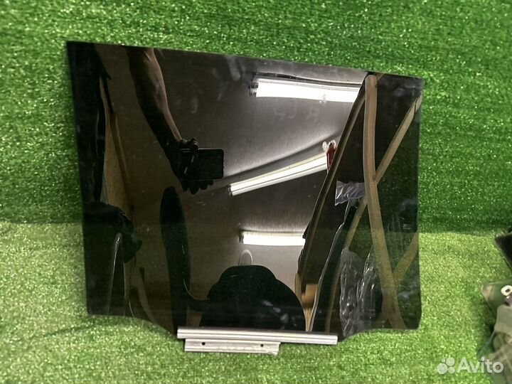 Стекло Заднее Левое Toyota RAV-4 (2006-2013)