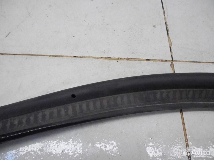 Уплотнитель багажника Megane II 2002-2009