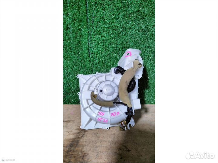 Мотор печки на nissan xtrail NT30 QR20