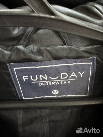 Пуховик женский